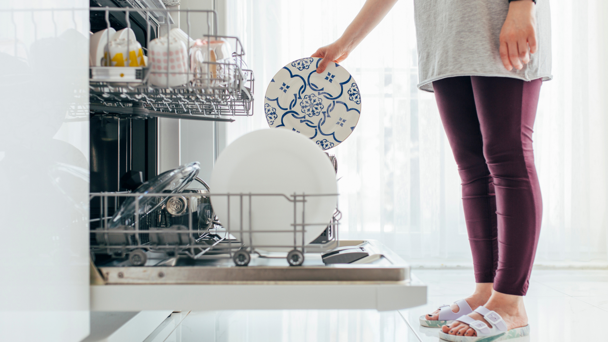 Dishwasher Bliss: Master the Art of Cleaning for Sparkling Dishes